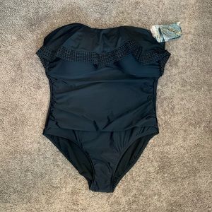 High Coverage One Piece BLK